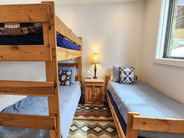 Luxury Peak 8 Ski in ski out 6 bedroom in the heart of Breck!